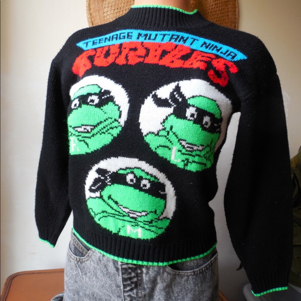 Vintage Teenage Mutant Ninja Turtles Sweater 8